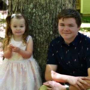 Meet your Posher, Ashten